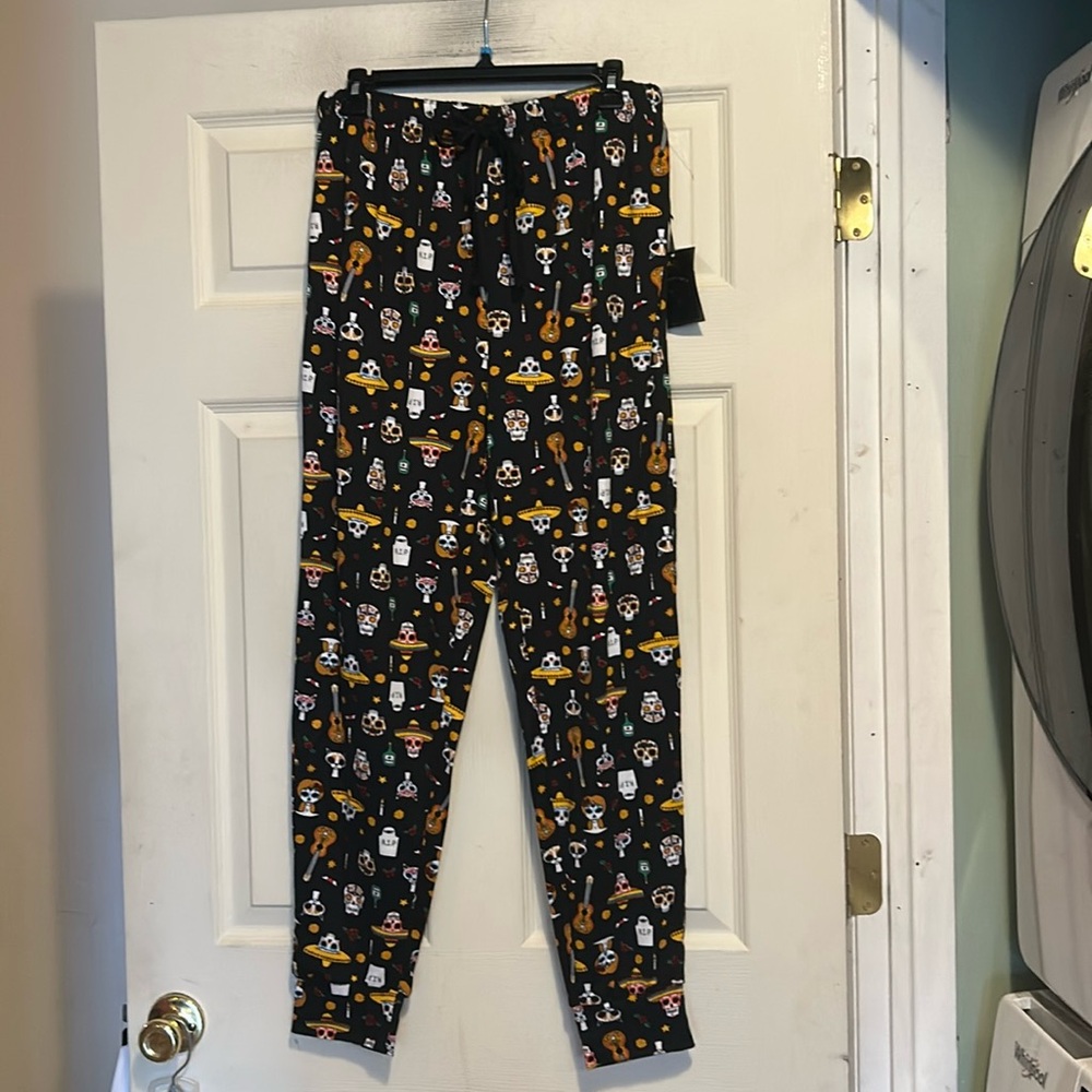 Spooky Night Black Pajama/Lounge Pants Size Medium Men’s
